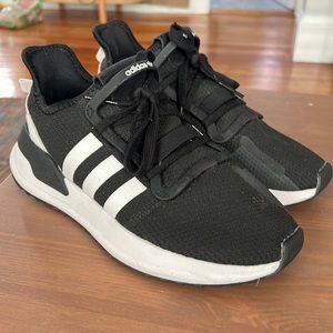 Adidas Sneakers Tennis Shoes Running